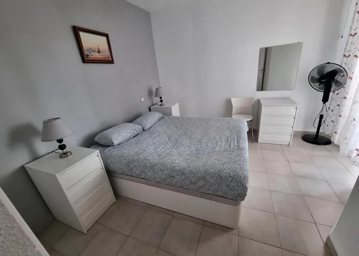 Sunrise Seaview شقة تورّيفيِخا