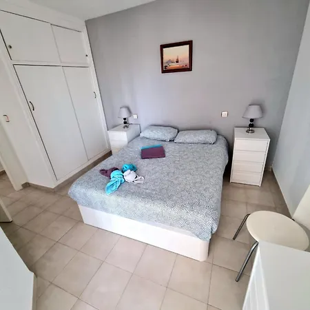 Апартаменты Sunrise Seaview Торевьиа